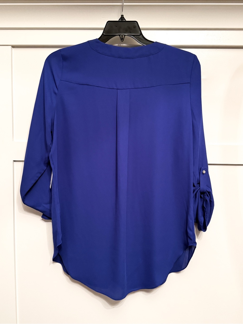 Apt. 9 Women's Cobalt Blue V-Neck Roll-Tab Blouse - Picture 2 of 4